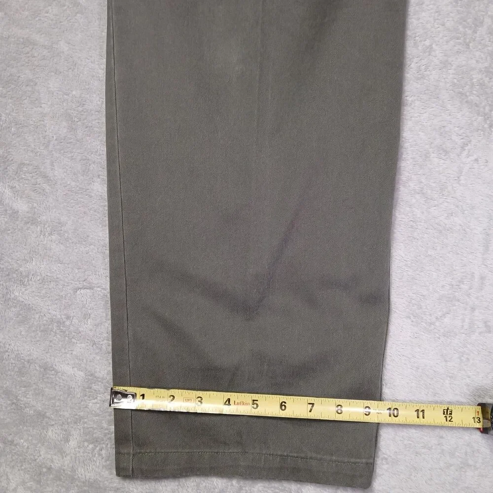 Banana Republic Mens Tag 38x32 Measures 38x30 Olive Green Pleated Chino Pants